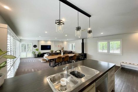 Photo of property in 224 Awai Road, Tarurutangi, New Plymouth, 4372