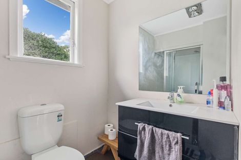 Photo of property in 3 Luke Place, Otara, Auckland, 2023