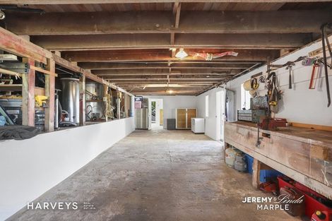 Photo of property in 61a West Lynn Road, Titirangi, Auckland, 0604