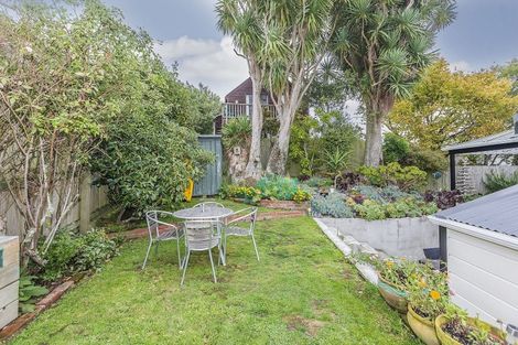 Photo of property in 353 Karori Road, Karori, Wellington, 6012