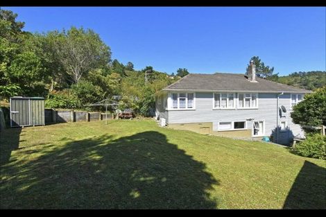 Photo of property in 12 Thomson Grove, Stokes Valley, Lower Hutt, 5019
