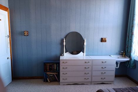 Photo of property in 106 Egmont Street, Patea, 4520