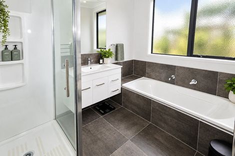 Photo of property in 8 Kaitaka Way, Papamoa, 3118