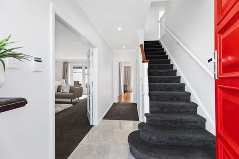 Photo of property in 2 Tio Tio Road, Miramar, Wellington, 6022