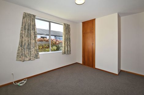 Photo of property in 3/61 Division Street, Riccarton, Christchurch, 8041