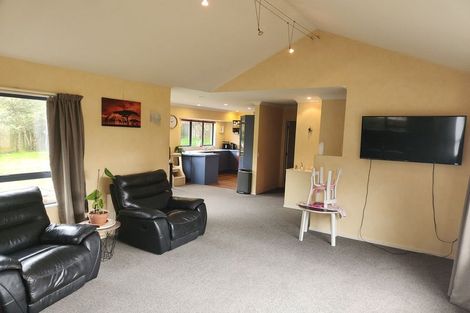 Photo of property in 112 Langdale Avenue, Paraparaumu, 5032