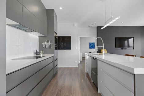 Photo of property in 11 Marbleleaf Lane, Albert Town, Wanaka, 9305