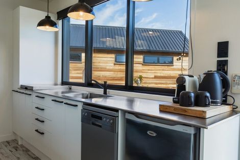 Photo of property in 5 Mistake Drive, Lake Tekapo, 7999