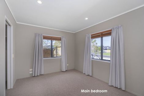 Photo of property in 5 Cholmondeley Crescent, Whitianga, 3510