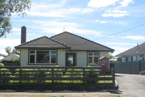 Photo of property in 26 Vivian Street, Burwood, Christchurch, 8083
