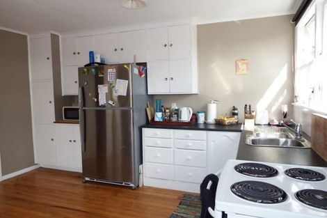 Photo of property in 5 Fergusson Street, Marton, 4710