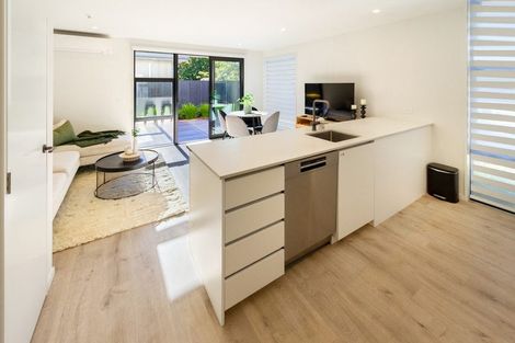 Photo of property in 209a Cranford Street, St Albans, Christchurch, 8014