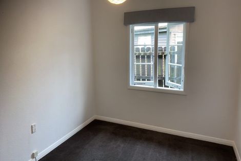 Photo of property in 24 Beverly Place, New Lynn, Auckland, 0600