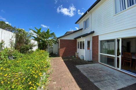 Photo of property in 44 Brashier Circle, Sunnyvale, Auckland, 0612
