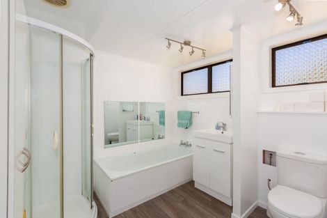 Photo of property in 26 Niagara Street, Waitangirua, Porirua, 5024