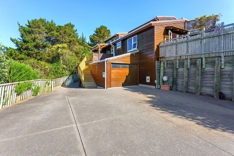 Photo of property in 64b Te Moana Road, Waikanae Beach, Waikanae, 5036