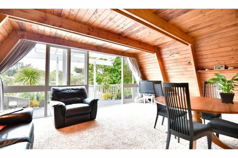 Photo of property in 10a Win Grove, Hatfields Beach, Orewa, 0931