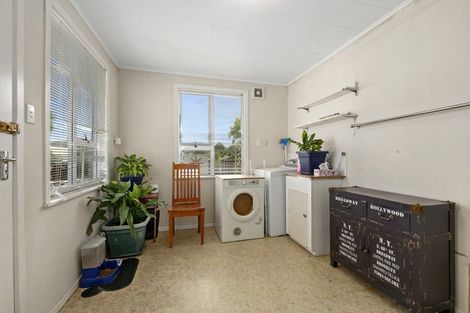 Photo of property in 47 Shearer Crescent, Naenae, Lower Hutt, 5011