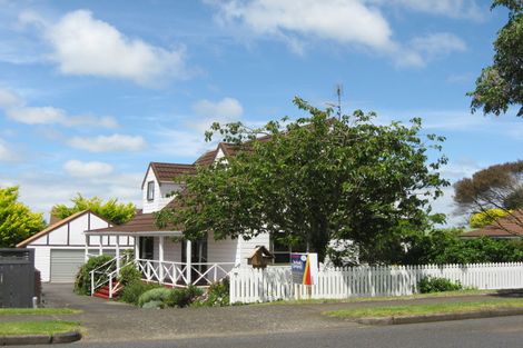 Photo of property in 154 Wellington Street, Pukekohe, 2120