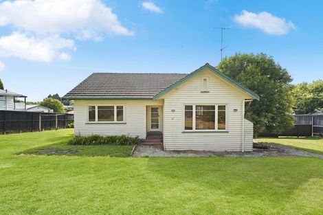 Photo of property in 32 Forest Lake Road, Forest Lake, Hamilton, 3200