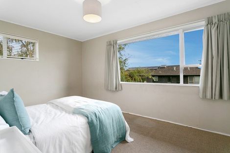 Photo of property in 38 Harvey Street, Waipahihi, Taupo, 3330
