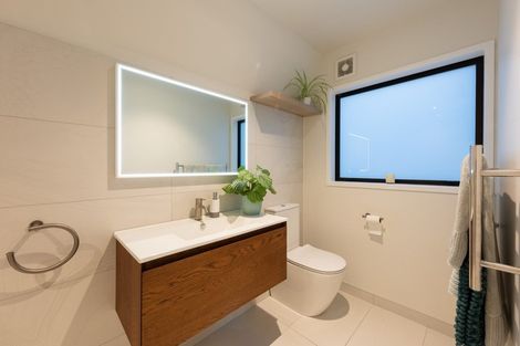 Photo of property in 12 Moana Avenue, Paihia, 0200