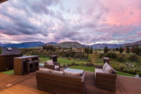 Photo of property in 12 Orford Drive, Jacks Point, Queenstown, 9371