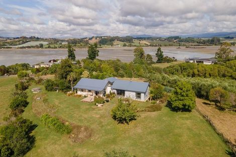 Photo of property in 195 Kina Peninsula Road, Tasman, Upper Moutere, 7173