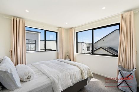 Photo of property in 27b Westgate Drive, Westgate, Auckland, 0614