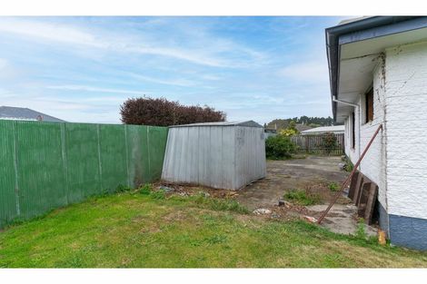 Photo of property in 17 Quebec Place, Wainoni, Christchurch, 8061