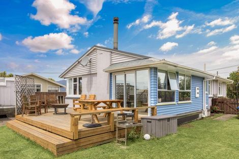 Photo of property in 23a Gladstone Street, Westport, 7825