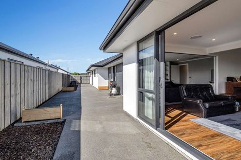 Photo of property in 10 Mills Road, Marshland, Christchurch, 8051