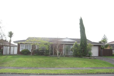 Photo of property in 37 Tupaki Place, Pakuranga Heights, Auckland, 2010