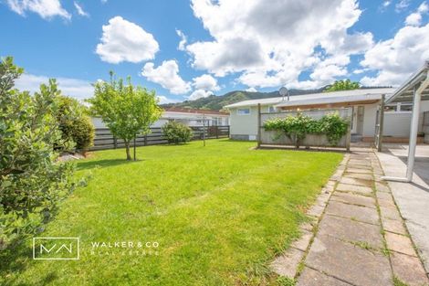 Photo of property in 16 Kentucky Street, Totara Park, Upper Hutt, 5018