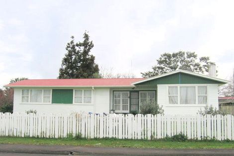 Photo of property in 1 Bremridge Place, Melville, Hamilton, 3206