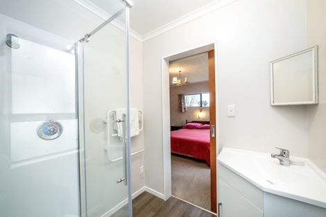 Photo of property in 31 Jellicoe Street, Greytown, 5712