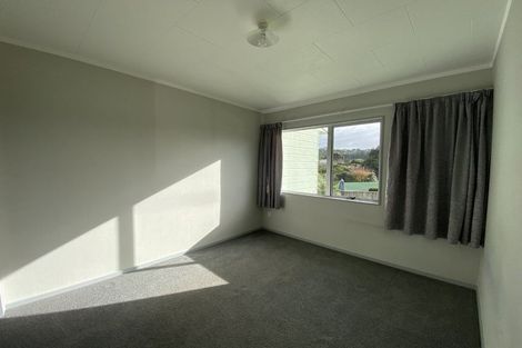 Photo of property in 4 Euclid Street, Vogeltown, New Plymouth, 4310
