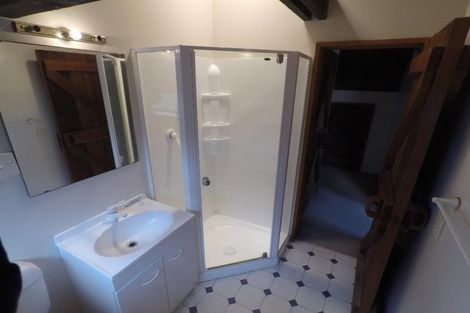 Photo of property in 52 Milne Terrace, Island Bay, Wellington, 6023