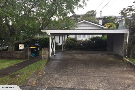 Photo of property in 5 Burrows Avenue, Karori, Wellington, 6012