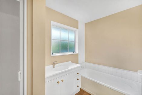 Photo of property in 2/141 Withells Road, Avonhead, Christchurch, 8042