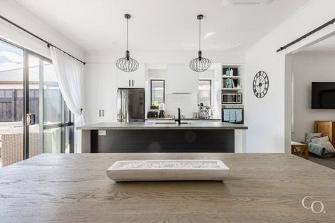 Photo of property in 17 Mida Close, Papamoa Beach, Papamoa, 3118