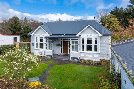 Photo of property in 26 Peel Street, Lawrence, 9532