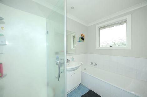 Photo of property in 35 Wilton Crescent, Bishopdale, Christchurch, 8053