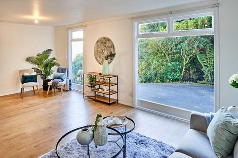 Photo of property in 57 Rona Street, Eastbourne, Lower Hutt, 5013