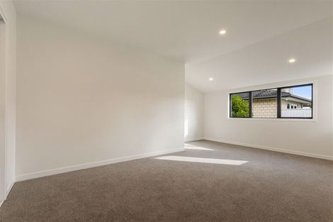 Photo of property in 12a Bluefin Way, West Harbour, Auckland, 0618