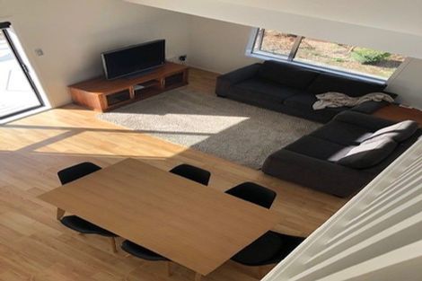 Photo of property in 1/35 Moore Street, Hillcrest, Auckland, 0627