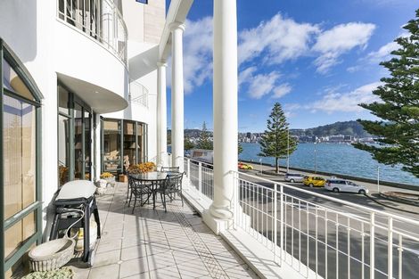 Photo of property in Trieste, 9/346 Oriental Parade, Oriental Bay, Wellington, 6011