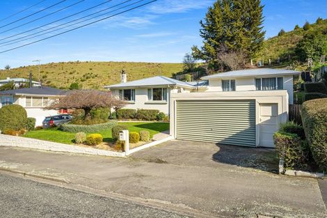 Photo of property in 18 Derwent Street, Oamaru North, Oamaru, 9400
