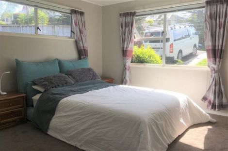 Photo of property in 16 Orton Street, Glenfield, Auckland, 0627