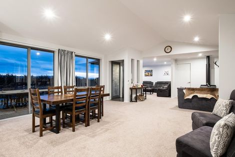 Photo of property in 37 Tara Hills Drive, North Taieri, Mosgiel, 9092